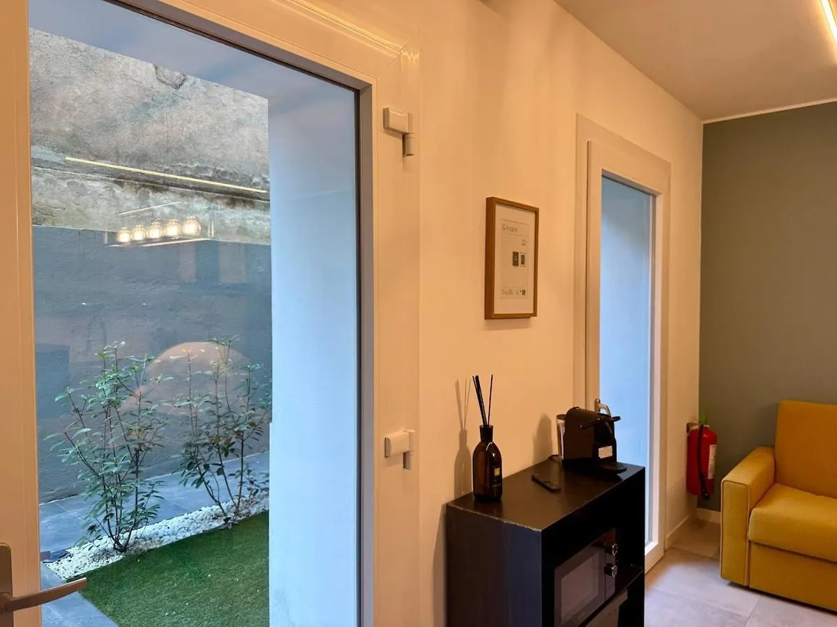 Unique Circus Apartment Milano 0*,  Italia